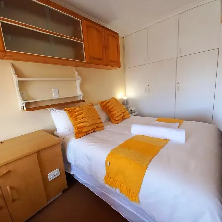 Cozy Strand Beach Getaway - Studio Apartment Cidade Do Cabo Exterior foto
